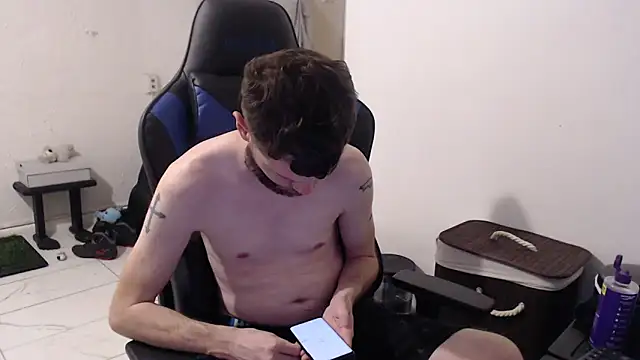 Talenjames4 online show from November 8, 9:40 pm