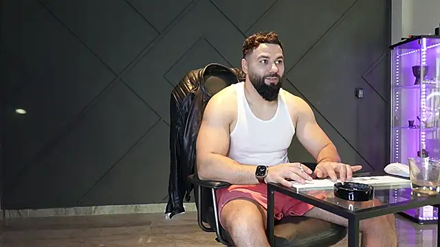 mattmasterss online show from April 8, 3:21 pm