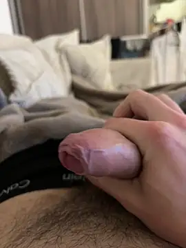 Snapshot of fuckitzer chatting on March 7, 12:01 pm fuckitzer online show from March 7, 12:01 pm