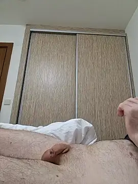 petarpalashev8777 online show from January 10, 7:39 pm