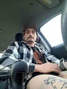 JustTylerr online show from May 27, 10:01 am