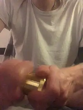 Simboxxx040 online show from December 19, 5:29 am