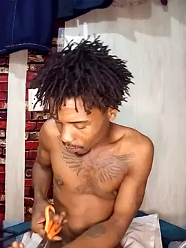 Snapshot of TaurusBallz chatting on October 9, 1:10 am TaurusBallz online show from October 9, 1:10 am