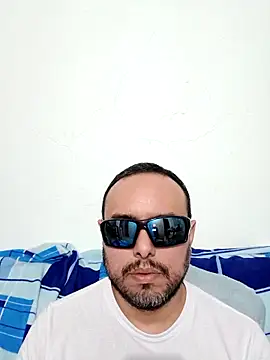 ElSunEagle online show from April 1, 2:24 am