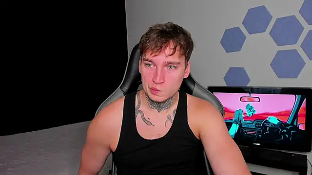 Chris Tyson online show from September 19, 2:01 am