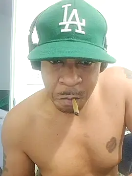Girthbrooks50 online show from July 16, 9:44 pm