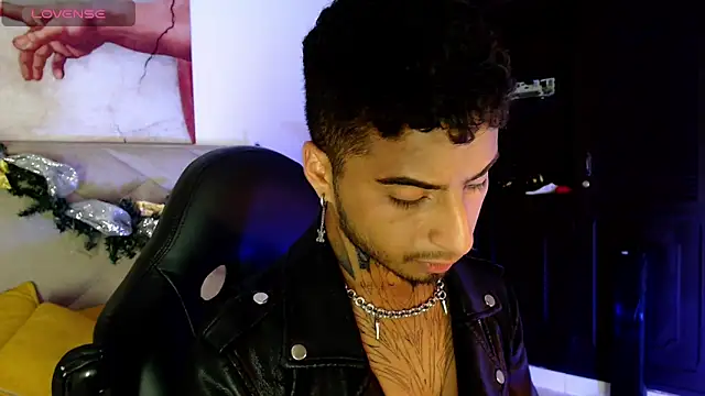 JuanCamiilo 66 online show from December 10, 4:13 am