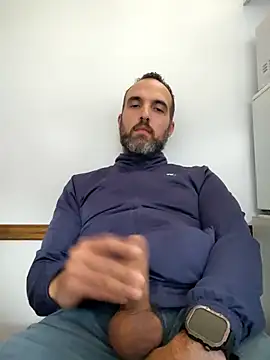 leon3875 online show from December 19, 3:31 pm