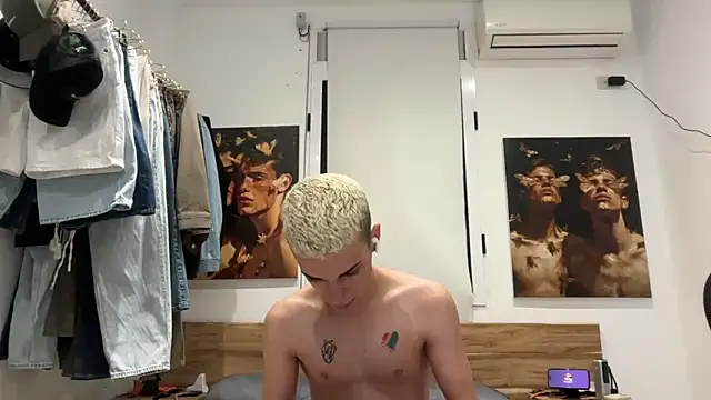 Cristian Delgado online show from October 18, 5:01 am