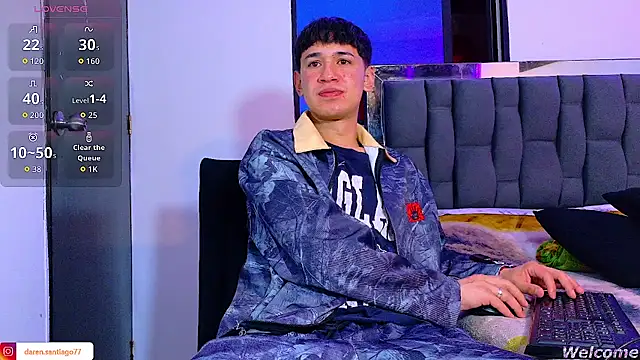 Mr daren  online show from July 2, 6:36 pm