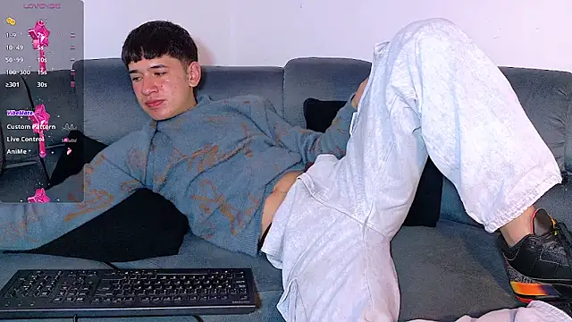 Mr daren  online show from November 13, 7:29 pm