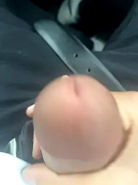 Snapshot of mario24thunder chatting on December 7, 2:02 pm mario24thunder online show from December 7, 2:02 pm