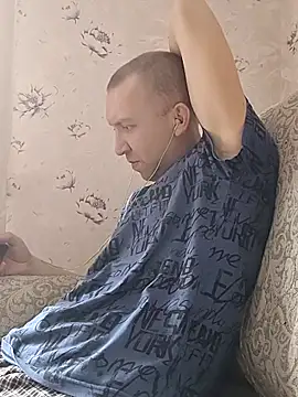 MityaXLoves online show from April 8, 6:35 am