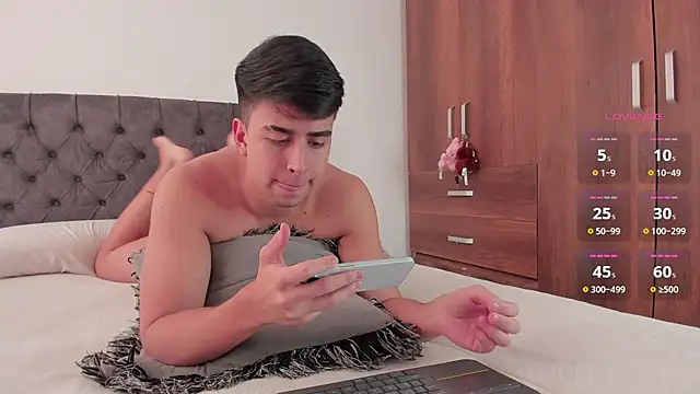 jordanmuskk online show from November 26, 8:56 pm