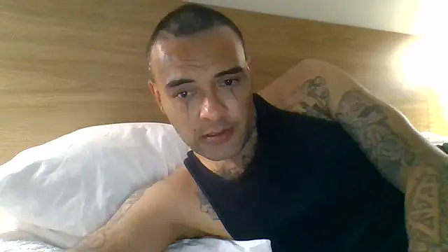 Snapshot of Houstonslong1 chatting on September 20, 10:54 pm Houstonslong1 online show from September 20, 10:54 pm