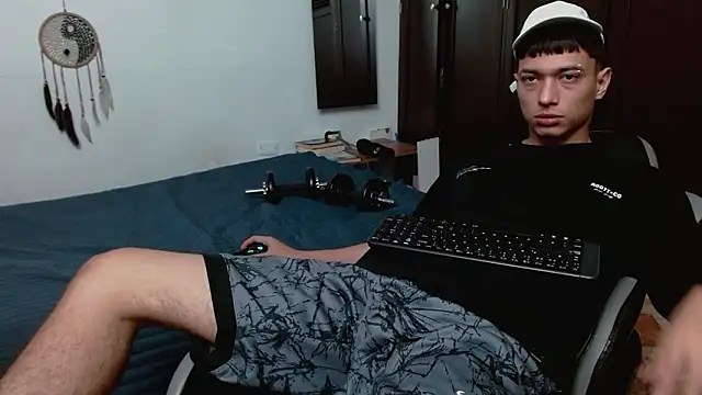 aaron blug online show from February 6, 10:50 pm