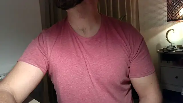 Snapshot of Mr_Beef chatting on January 4, 10:24 pm Mr Beef online show from January 4, 10:24 pm