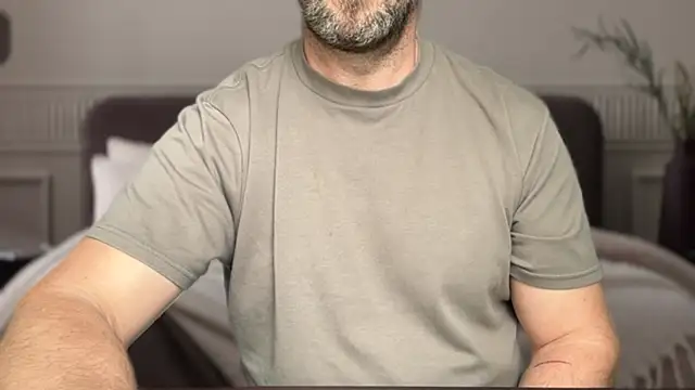 Snapshot of Mr_Beef chatting on September 10, 4:38 pm Mr Beef online show from September 10, 4:38 pm