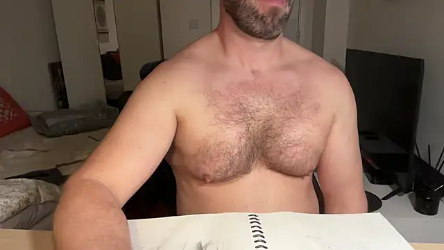 Snapshot of Mr_Beef chatting on March 10, 8:23 pm Mr Beef online show from March 10, 8:23 pm