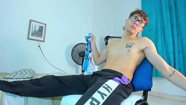 AlessandroDybala online show from March 14, 1:18 pm