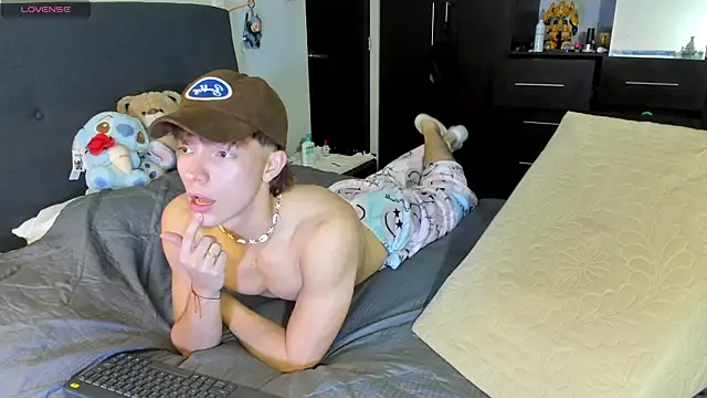 mateosantiago24 online show from July 24, 4:53 am
