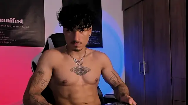 Thomas Fit1 online show from March 1, 11:48 pm