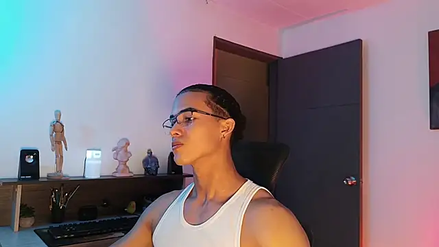 Snapshot of alejo_x3 chatting on September 24, 11:58 pm alejo x3 online show from September 24, 11:58 pm