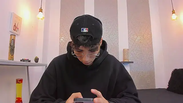 Nikolay Gregori online show from November 3, 4:16 am