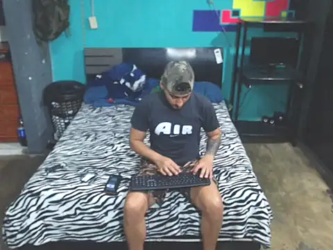 xxxxhotxoxo online show from January 8, 8:25 pm