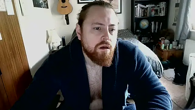 Hairy Guy30 online show from September 29, 2:46 pm
