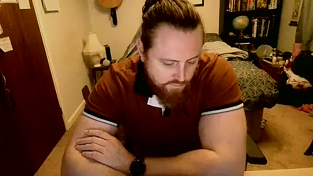 Hairy Guy30 online show from November 10, 10:58 pm