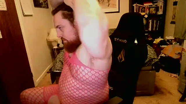 Hairy Guy30 online show from March 16, 9:08 pm