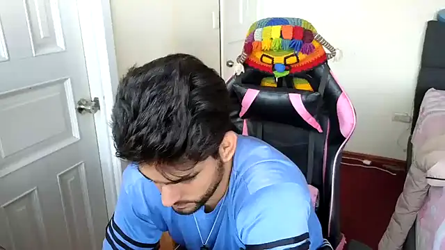 Jackyrose online show from December 15, 8:39 pm