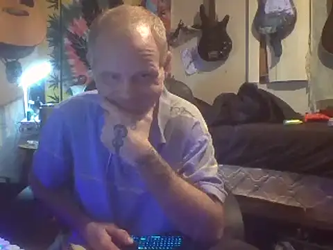 jaxx12369 online show from December 19, 2:01 am