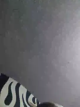 pineda1689 online show from December 10, 6:22 am