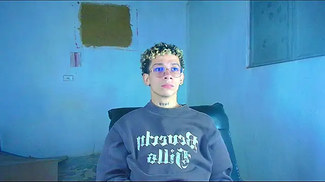 mateodeamjo online show from January 12, 5:55 am