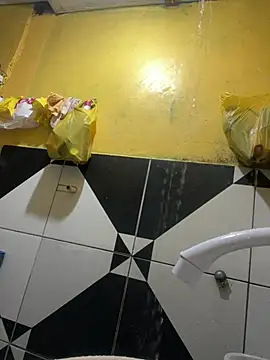 novinhooxz online show from March 29, 8:42 pm