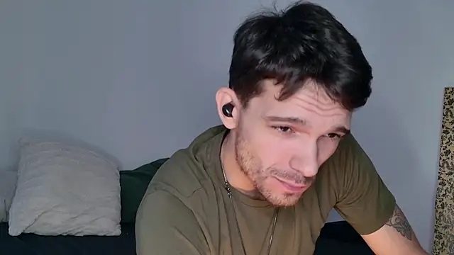 JackDesFeux online show from September 9, 5:45 pm