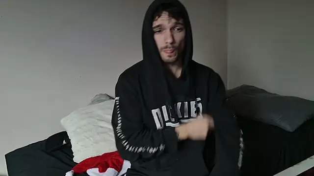 JackDesFeux online show from December 20, 5:40 pm