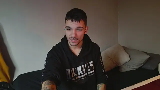 JackDesFeux online show from January 8, 6:41 pm