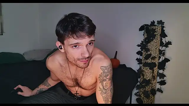 JackDesFeux online show from October 4, 1:54 am