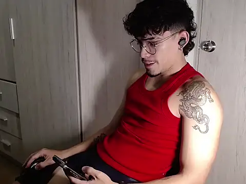 BigDragonBoy online show from February 4, 12:16 am