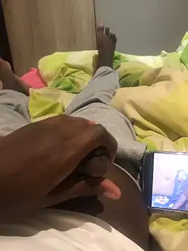 kingkongbigbong online show from March 28, 5:46 pm