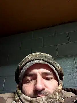 scottyir1585 online show from January 19, 6:26 am