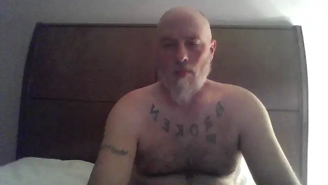 mike honcho1975 online show from January 16, 2:41 am