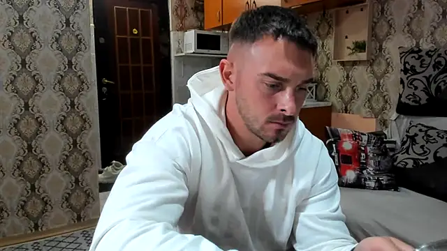 Jonmusclemaster online show from October 2, 8:35 pm