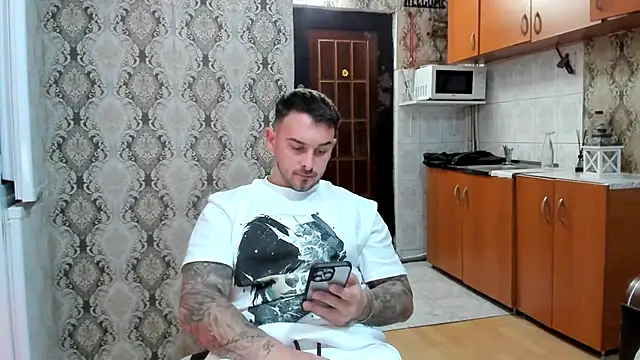 Jonmusclemaster online show from October 27, 9:17 pm