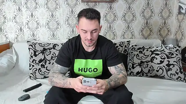 Jonmusclemaster online show from January 22, 7:45 pm