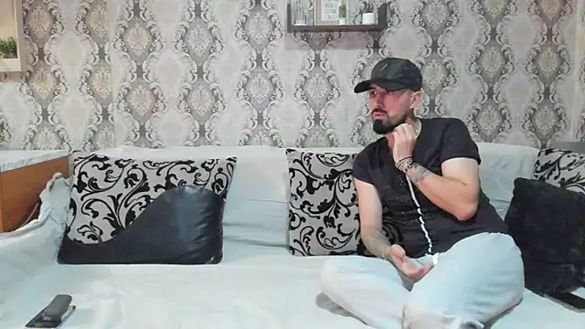 Jonmusclemaster online show from January 5, 9:03 pm