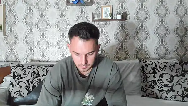 Jonmusclemaster online show from March 2, 8:25 pm